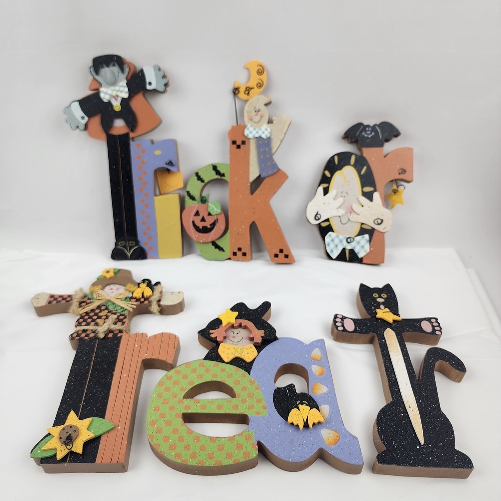 Halloween Trick Or Treat Hand Painted Letters Shelf Sitter Scarecrow Ghost Cat‎